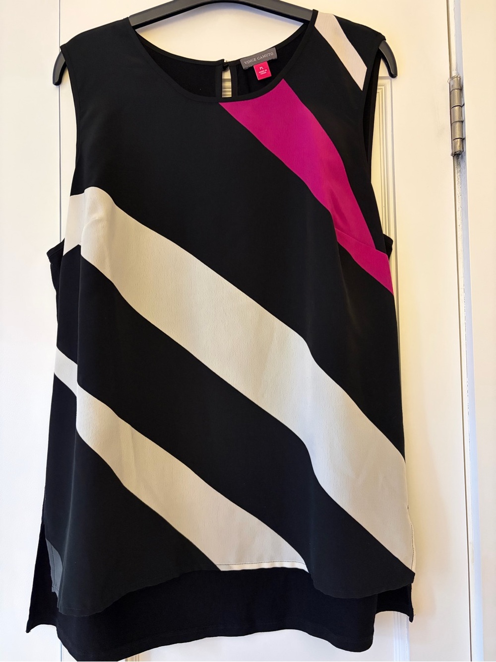 Vince Camuto Sleeveless Colorblock Shell Top - Black, Cream & Magenta Petite L